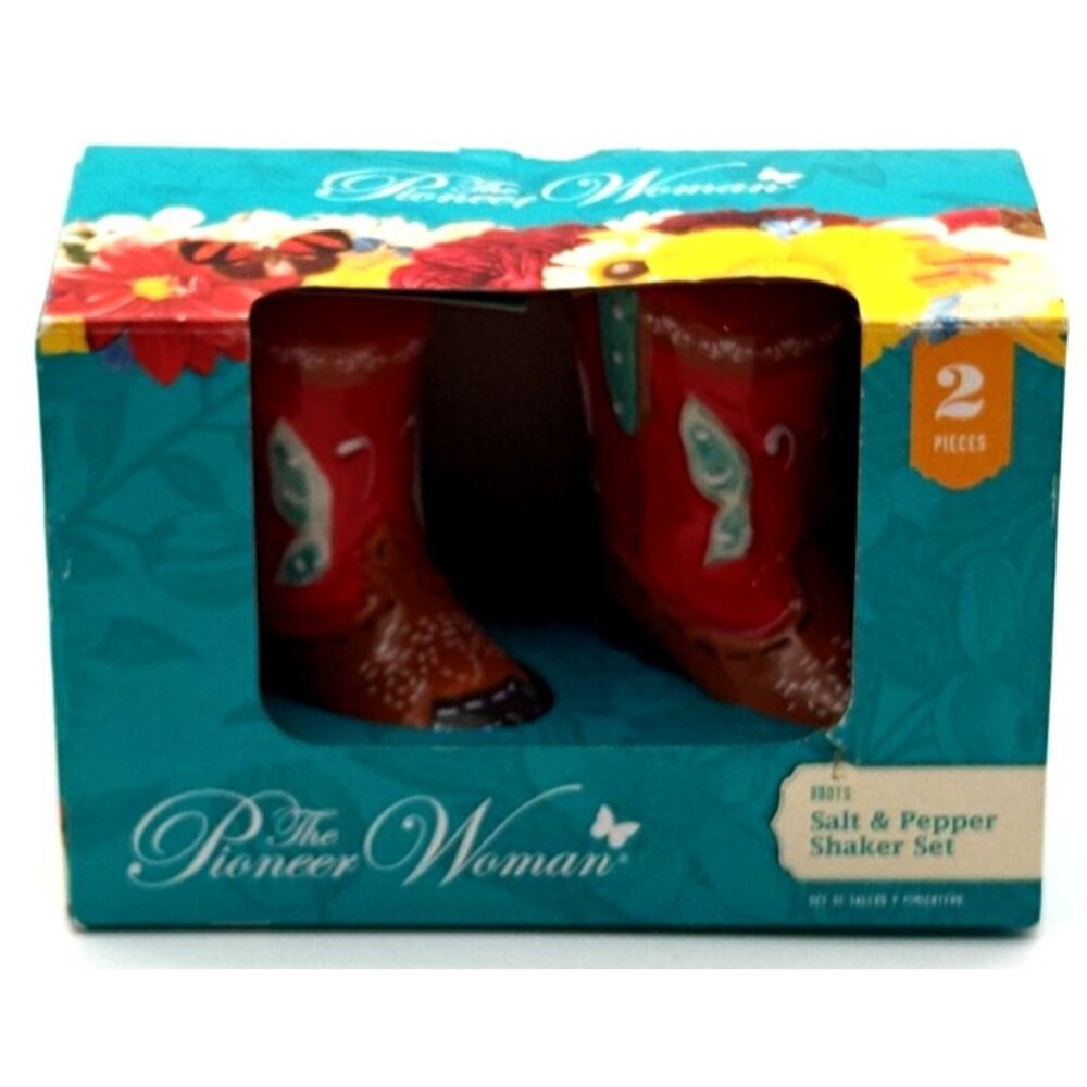 Pioneer Woman Cowboy Boots Salt & Pepper Shaker Set New Original Box Collectible